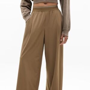 Stratosphere High Rise Wide Leg Pant